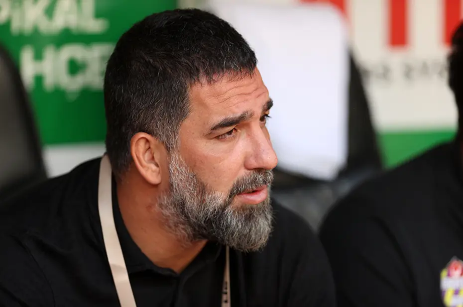 Arda Turan, Avrupa ekibine imzayı atıyor - 4