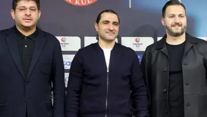 Ümraniyespor'da Bülent Bölükbaşı dönemi resmen başladı Ümraniyespor'da Bülent Bölükbaşı dönemi resmen başladı