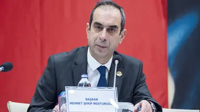 Şekip Mosturoğlu'ndan Galatasaray'a gönderme