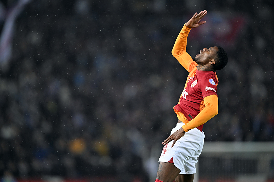 "Aslan'dan zirveye tam Zaha pres!" | Sporun manşetleri (22 Ocak 2024)