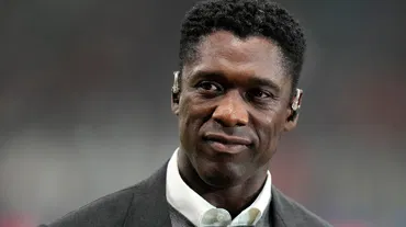 Clarence Seedorf'a canlı yayında Okan Buruk sürprizi
