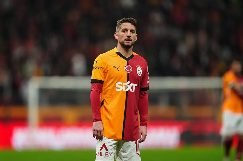 Galatasaray'da Mertens gelişmesi: Sakatlığı ciddi mi? - 1 Galatasaray'da Mertens gelişmesi: Sakatlığı ciddi mi? - 1