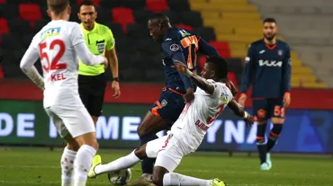 Başakşehir'e Gaziantep'te son dakika şoku!