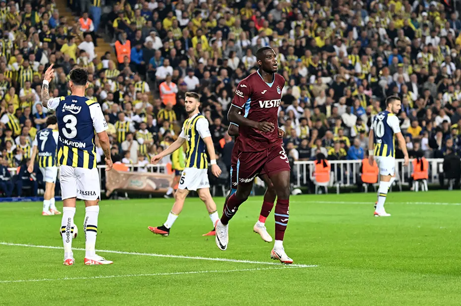 Trabzonspor'un Süper Lig'de 2023-2024 sezonu fikstürü, derbi maçları ve detaylar - 11 Trabzonspor'un Süper Lig'de 2023-2024 sezonu fikstürü, derbi maçları ve detaylar - 11