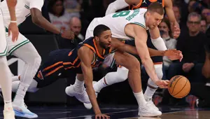 Boston Celtics, New York Knicks'i uzatmada mağlup etti Boston Celtics, New York Knicks'i uzatmada mağlup etti