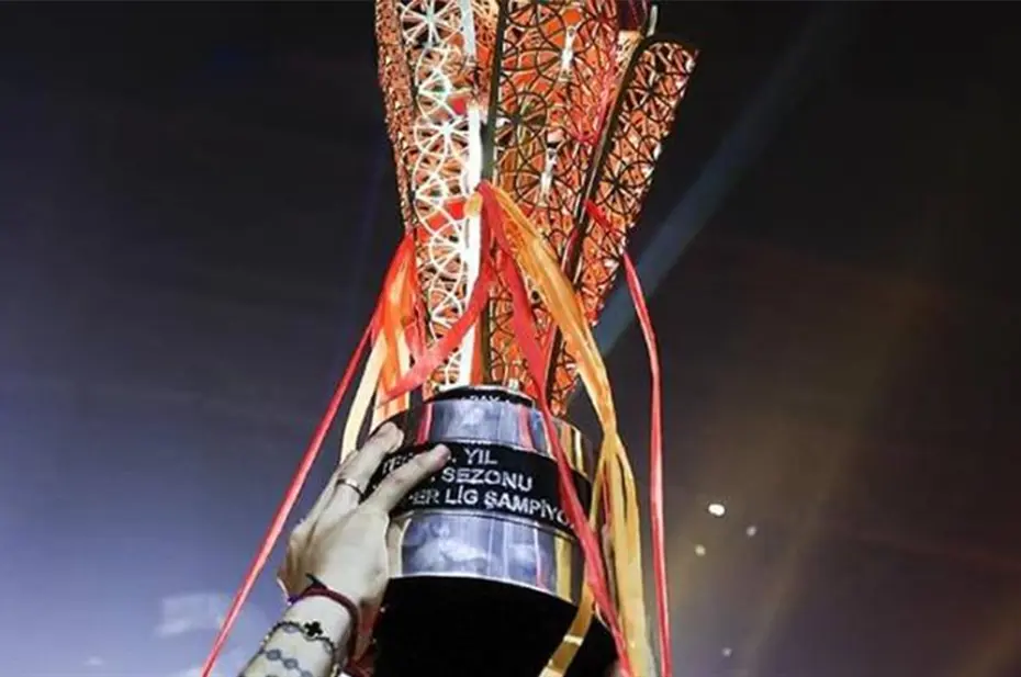 Süper Lig'in yayın gelirinde hangi takım zirvede? - 5 Süper Lig'in yayın gelirinde hangi takım zirvede? - 5