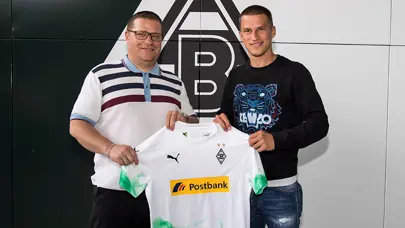 Mönchengladbach oyuncusu kansere yakalandı Mönchengladbach oyuncusu kansere yakalandı