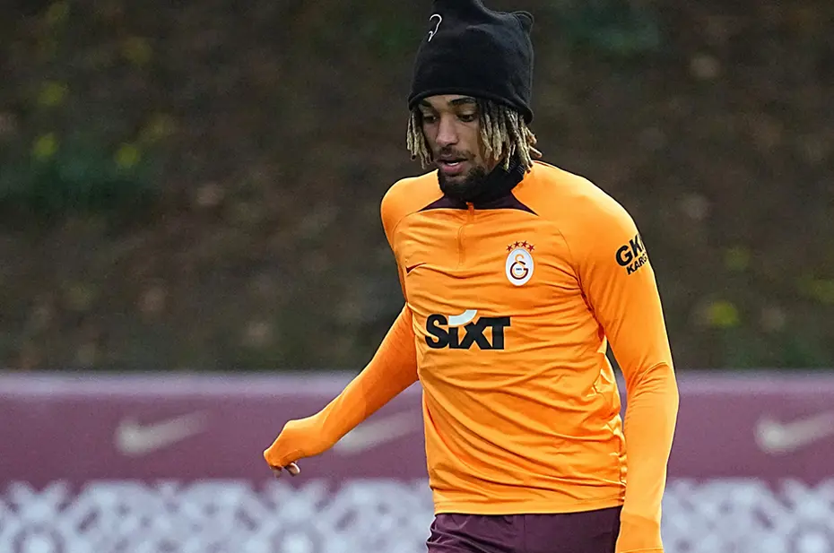 Sacha Boey transfer görüşmesini açıkladı - 5