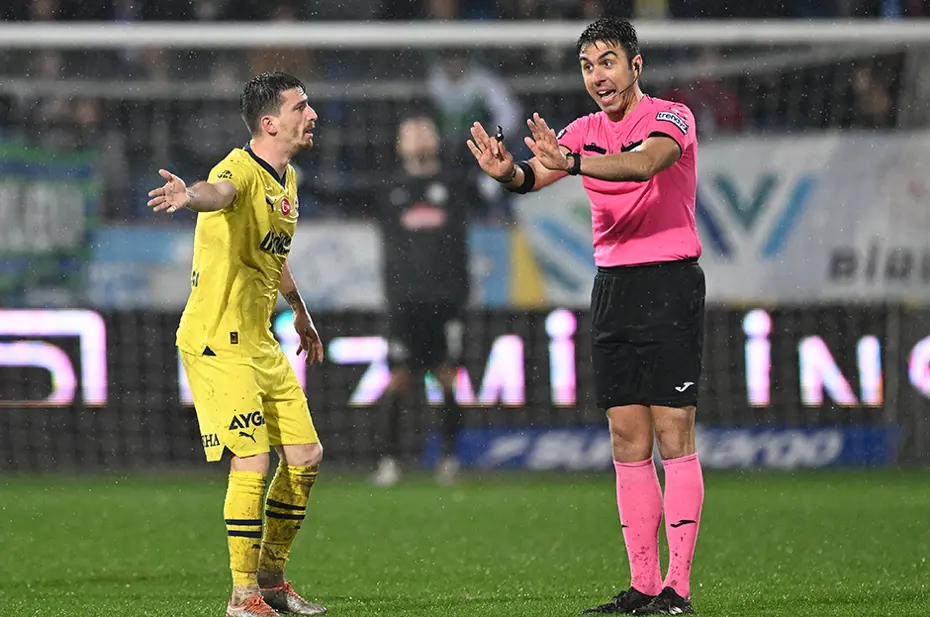 Trio ekibinden Rizespor - Fenerbahçe maçında penaltı ve kırmızı kart yorumu - 9
