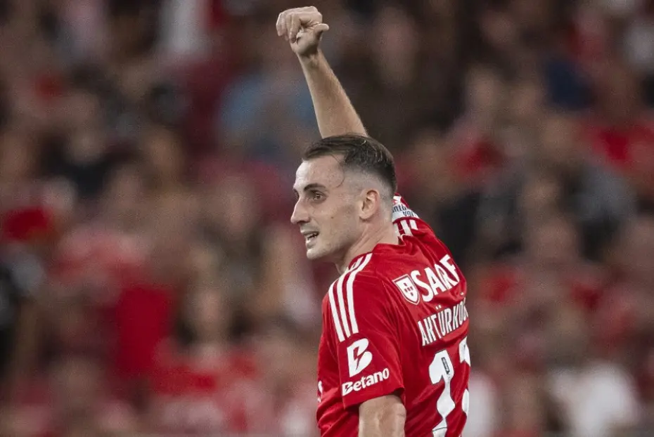 Benfica'dan Kerem Aktürkoğlu kararı - 6 Benfica'dan Kerem Aktürkoğlu kararı - 6