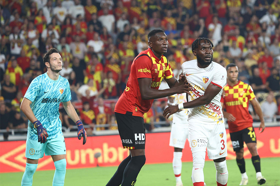 Göztepe'de Heliton'dan dikkat çeken performans