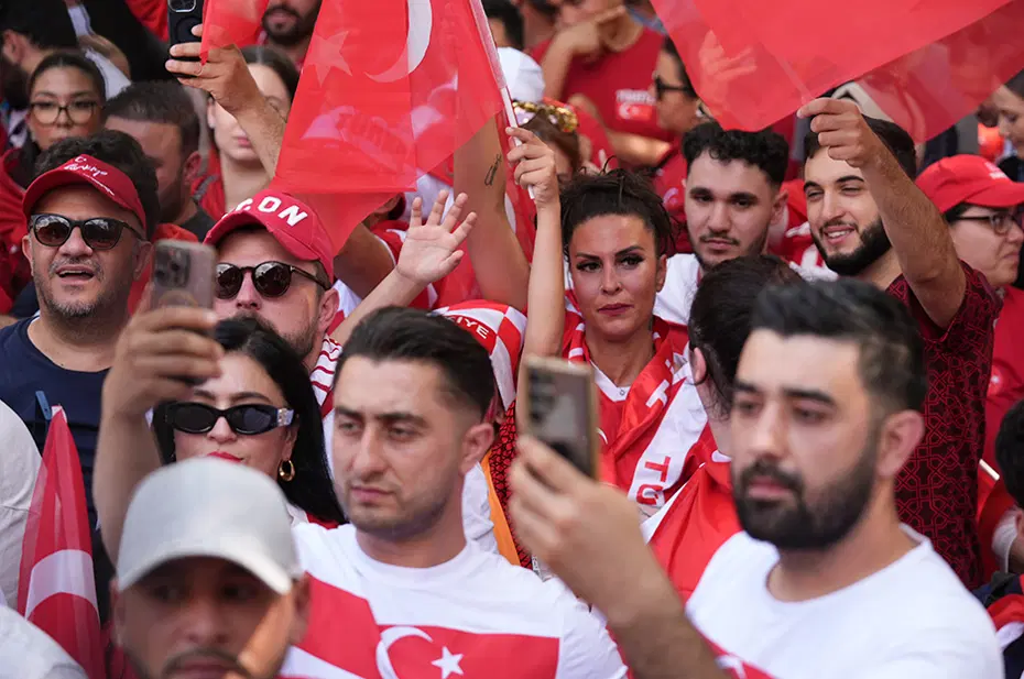 Tarihi maç öncesi Berlin'de büyük coşku, A Milli Takım'a büyük destek - 5
