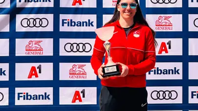 Milli sporcu Ceren Reyhan Yıldırım'dan Alp disiplininde tarihi başarı