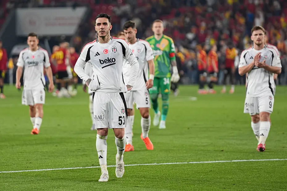 "Generalsiz savaşılır, askersiz savaşılmaz" | Spor yazarları, Beşiktaş için ne dedi? - 2 "Generalsiz savaşılır, askersiz savaşılmaz" | Spor yazarları, Beşiktaş için ne dedi? - 2