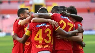 Spor Toto Süper Lig | Kayserispor evinde kazandı; Ümraniyespor çıkışı bulamıyor