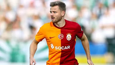 Galatasaray'da iki isim için ayrılık ihtimali