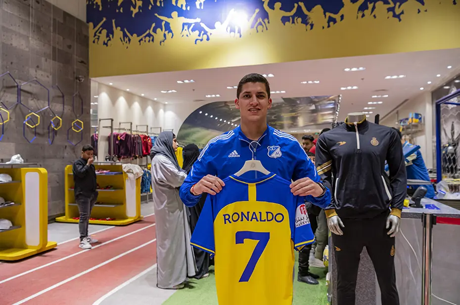 Cristiano Ronaldo formalarına büyük ilgi - 6
