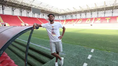 Göztepe'de iki yabancıyla yollar ayrılıyor