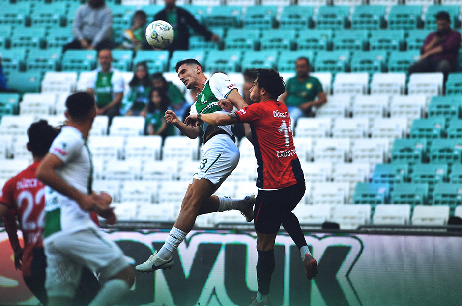 Düzcespor - Bursaspor maçı hangi kanalda, ne zaman, saat kaçta canlı yayınlanacak?