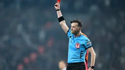 Trio'da derbideki kırmızı kartlar için flaş çıkış: "Asla kabul etmiyorum, işgüzarlık yaptı"