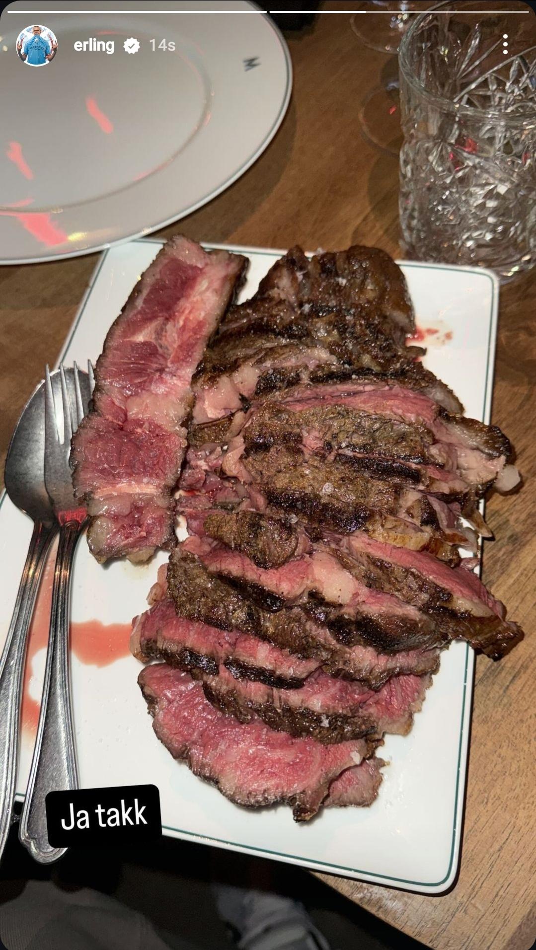 Milli maça damga vuran Haaland'ın tek tabaklık akşam yemeği sosyal medyayı salladı - 6