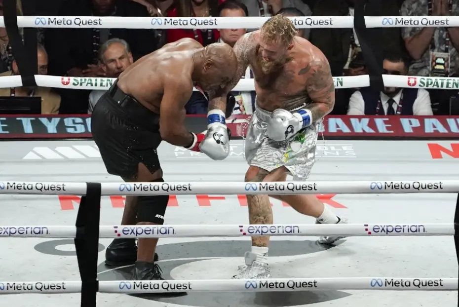Mike Tyson-Jake Paul maçıyla ilgili flaş iddia: Herkesin gözü önündeki detayı eski boksör fark etti - 3
