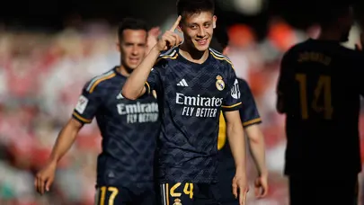 Roberto Carlos'tan yayında Arda Güler'i şaşırtan kontra