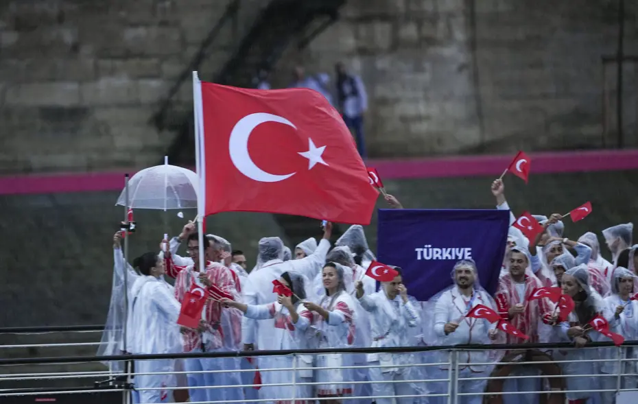 Paris 2024: Açılış töreninde Türkiye - 11 Paris 2024: Açılış töreninde Türkiye - 11
