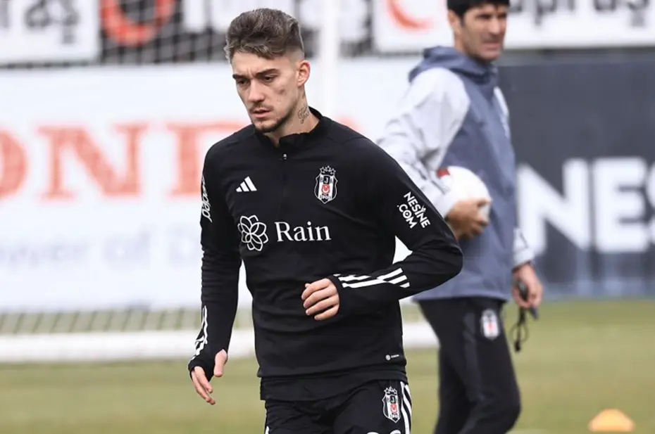 Ernest Muçi'den şok eden tavır: Beşiktaş yönetimden anında cevap geldi - 4