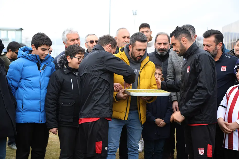 Bülent Uygun'dan Galatasaray maçı öncesi çarpıcı sözler: "Delikanlı hakem istiyoruz" - 8