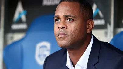 Patrick Kluivert: "Saçma sapan goller yedik"
