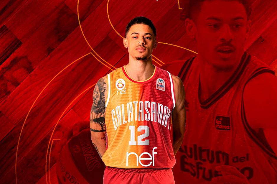 Valencia'dan Galatasaray'a transfer oldu