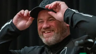 Wayne Rooney'in yeni takımı resmiyet kazandı: 3.5 yıllık imza