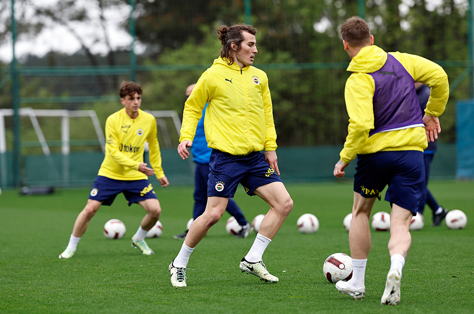 Fenerbahçe'de Sivasspor mesaisi başladı