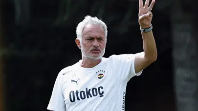 Fenerbahçe'de Oosterwolde sonrası sol bek kararı: İsim belli oldu
