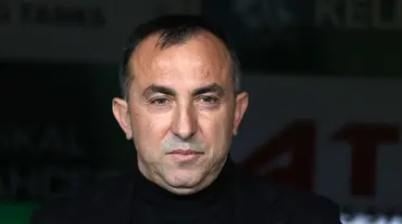 Recep Uçar, takımda kalacak ve gidecek oyuncular hakkında konuştu