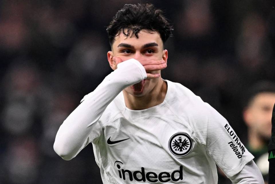 Ne yaptın sen Can Uzun! Avrupa Ligi'nde herkesin ağzını açık bıraktı, spiker bile kendinden geçti