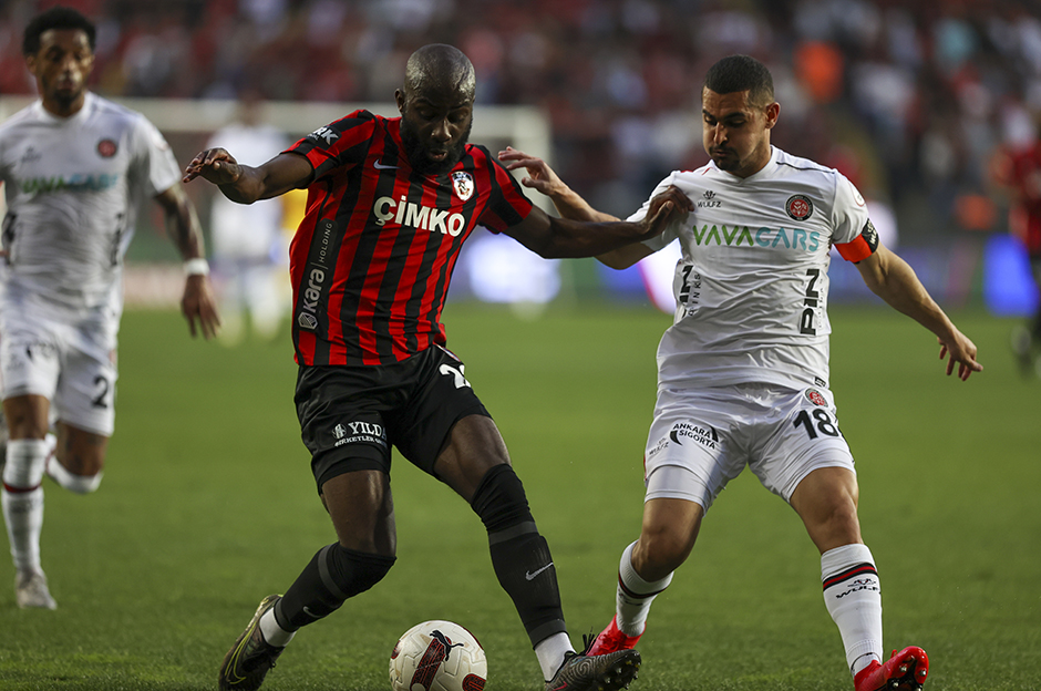 Fatih Karagümrük'ün Süper Lig'den düşmesi kesinleşti