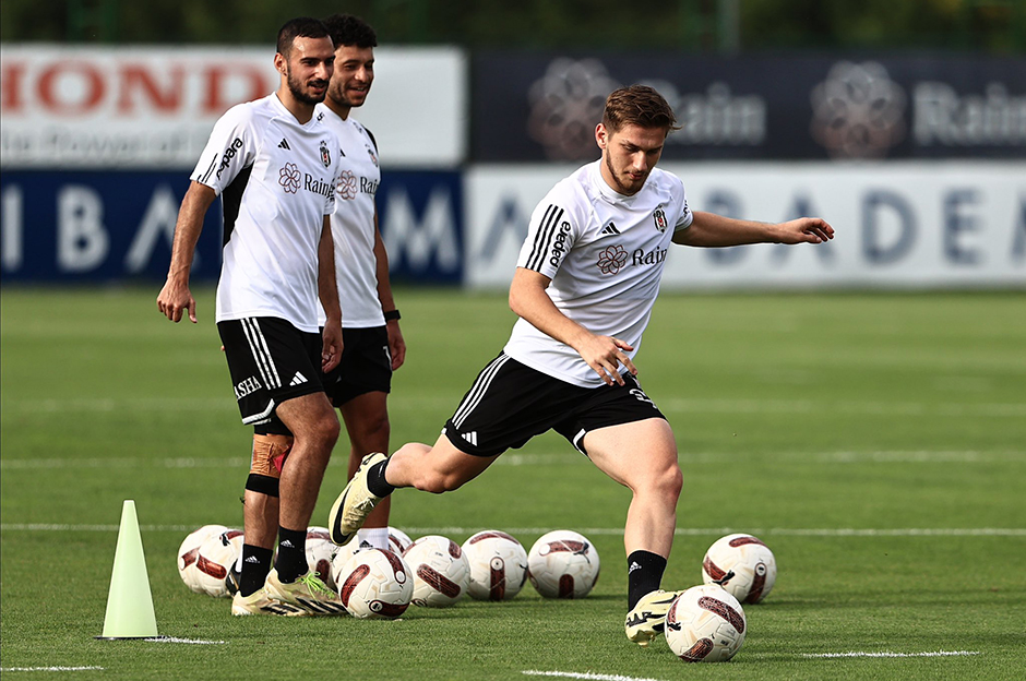 Beşiktaş'ta Fenerbahçe derbi maçı hazırlıkları başladı