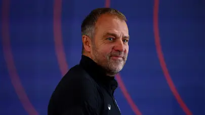 Beklenen imza resmen geldi: Hansi Flick için açıklama