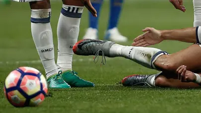 Aşil tendonu kopması nedir? Aşil tendonu kopması sakatlığı tedavi süresi ne kadar?