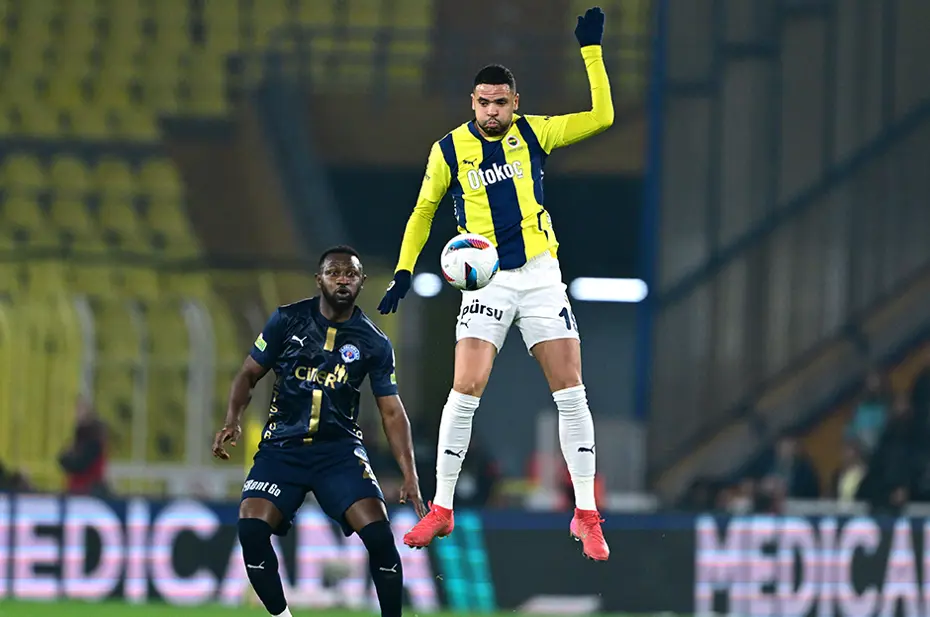 Trio ekibi Fenerbahçe-Kasımpaşa maçındaki tartışmalı pozisyonları yorumladı - 5