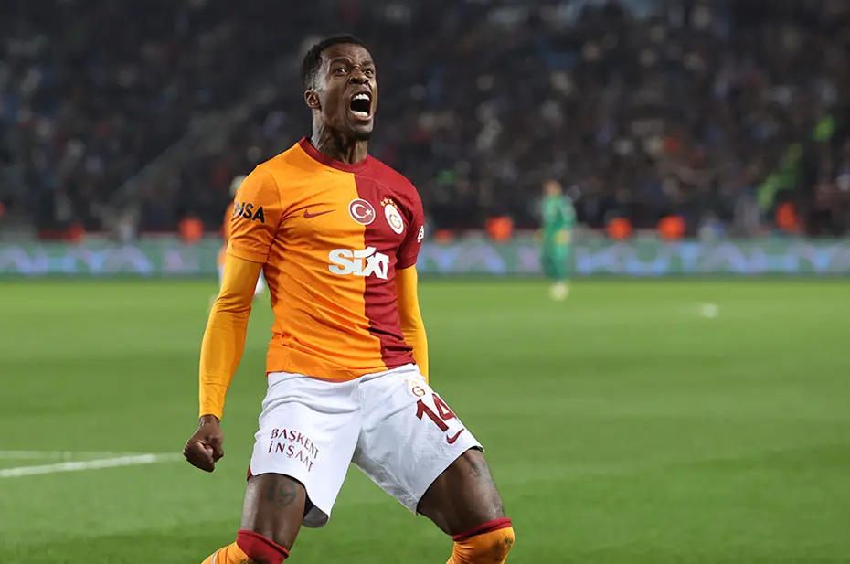 Trio ekibi, Galatasaray-Rizespor maçına damga vuran pozisyonları değerlendirdi - 8