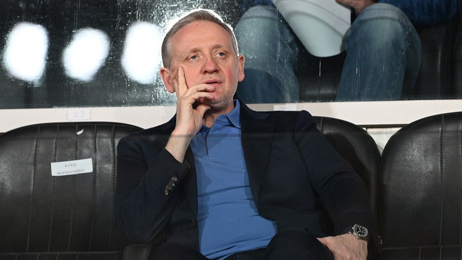 Başakşehir'in Teknik Direktör Arayışı: Gündemdeki İsimler 'Süper Lig'den Çalıntı' Gibi!