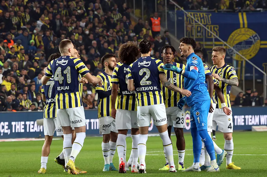 Güncelleme geldi! Süper Lig'in favorisi... - 12