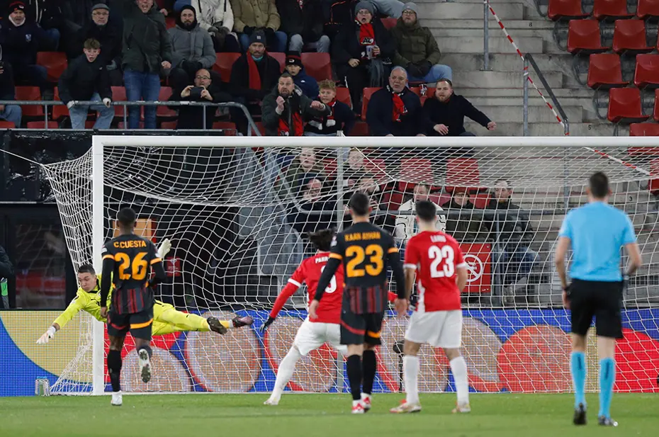 "Avrupa defteri hezimetle kapanmıştır" | Spor yazarları Galatasaray için ne dedi? - 2 "Avrupa defteri hezimetle kapanmıştır" | Spor yazarları Galatasaray için ne dedi? - 2