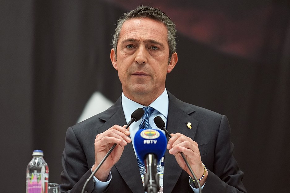 SON DAKİKA: Fenerbahçe kongreye gidecek mi? Ali Koç canlı yayında açıkladı