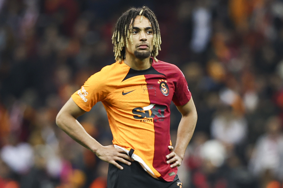 Sacha Boey sakatlandı: Milli takımındaki hayalleri yıkıldı