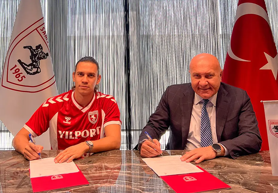 Galatasaray'da hareketli saatler: ManU'nun yıldızı geliyor, milli oyuncu ayrılıyor - 7 Galatasaray'da hareketli saatler: ManU'nun yıldızı geliyor, milli oyuncu ayrılıyor - 7