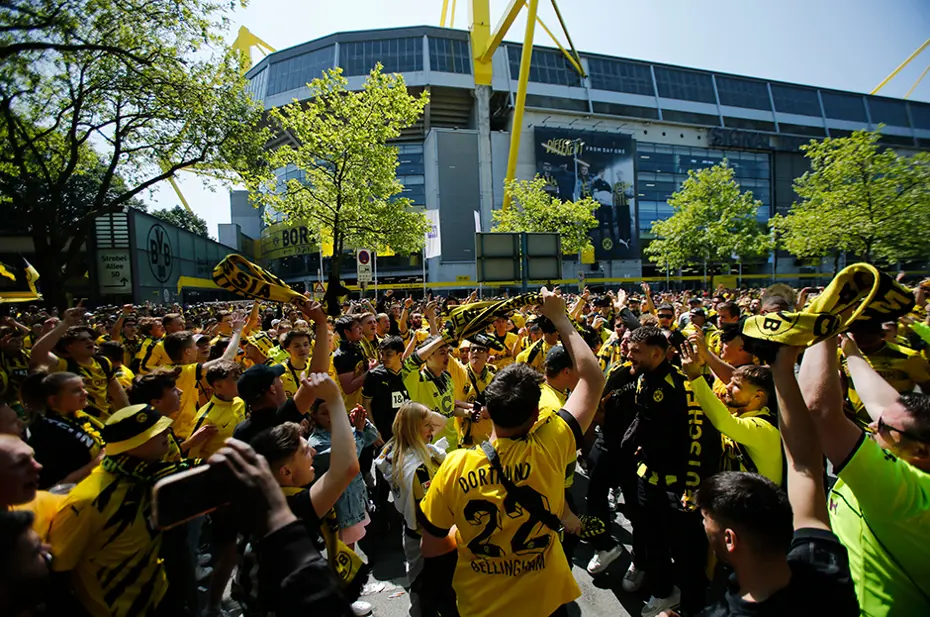 Sarı Duvar yanıyor! - 13